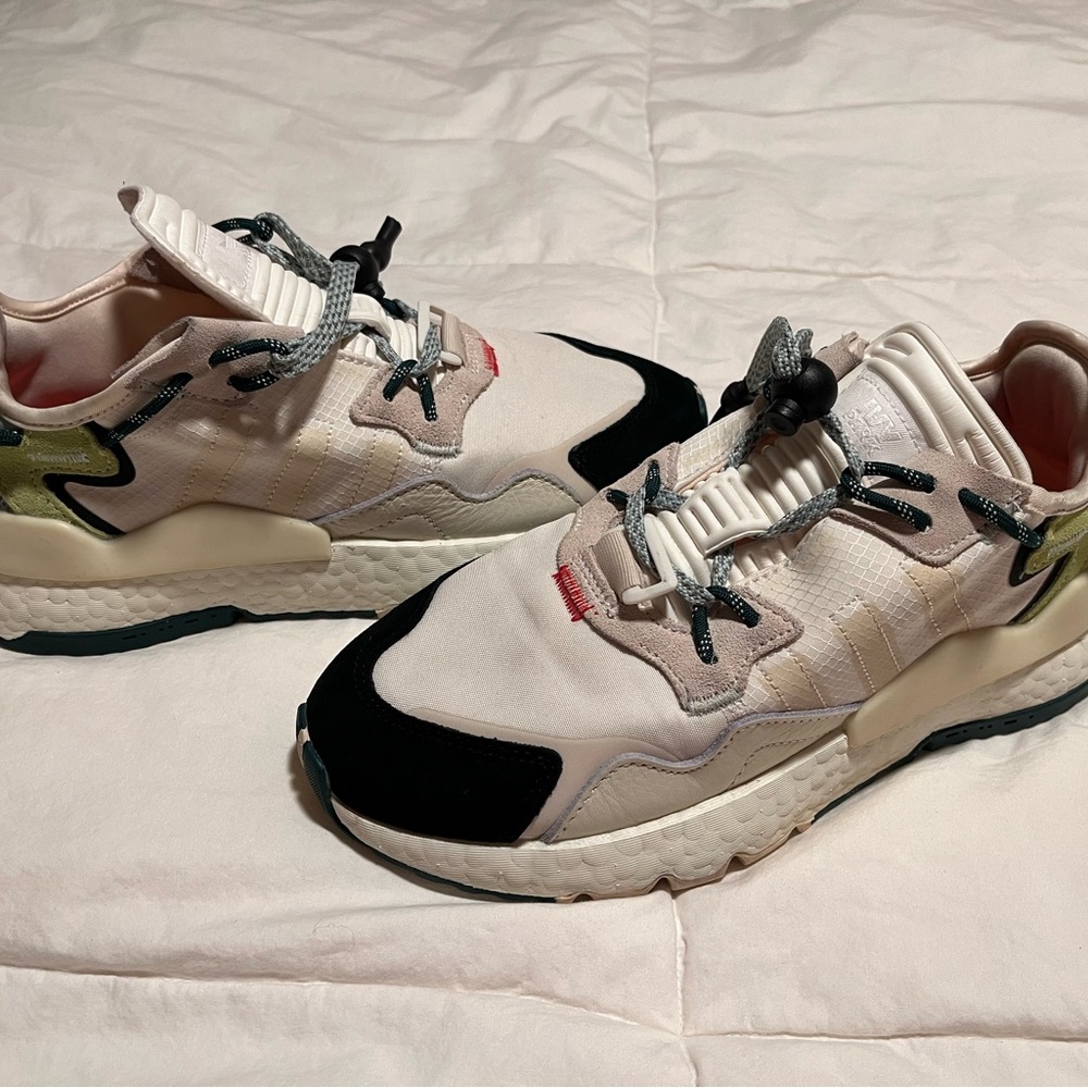 Ivy Park Adidas Women’s Sneakers Nite Jogger with Green and Black Details